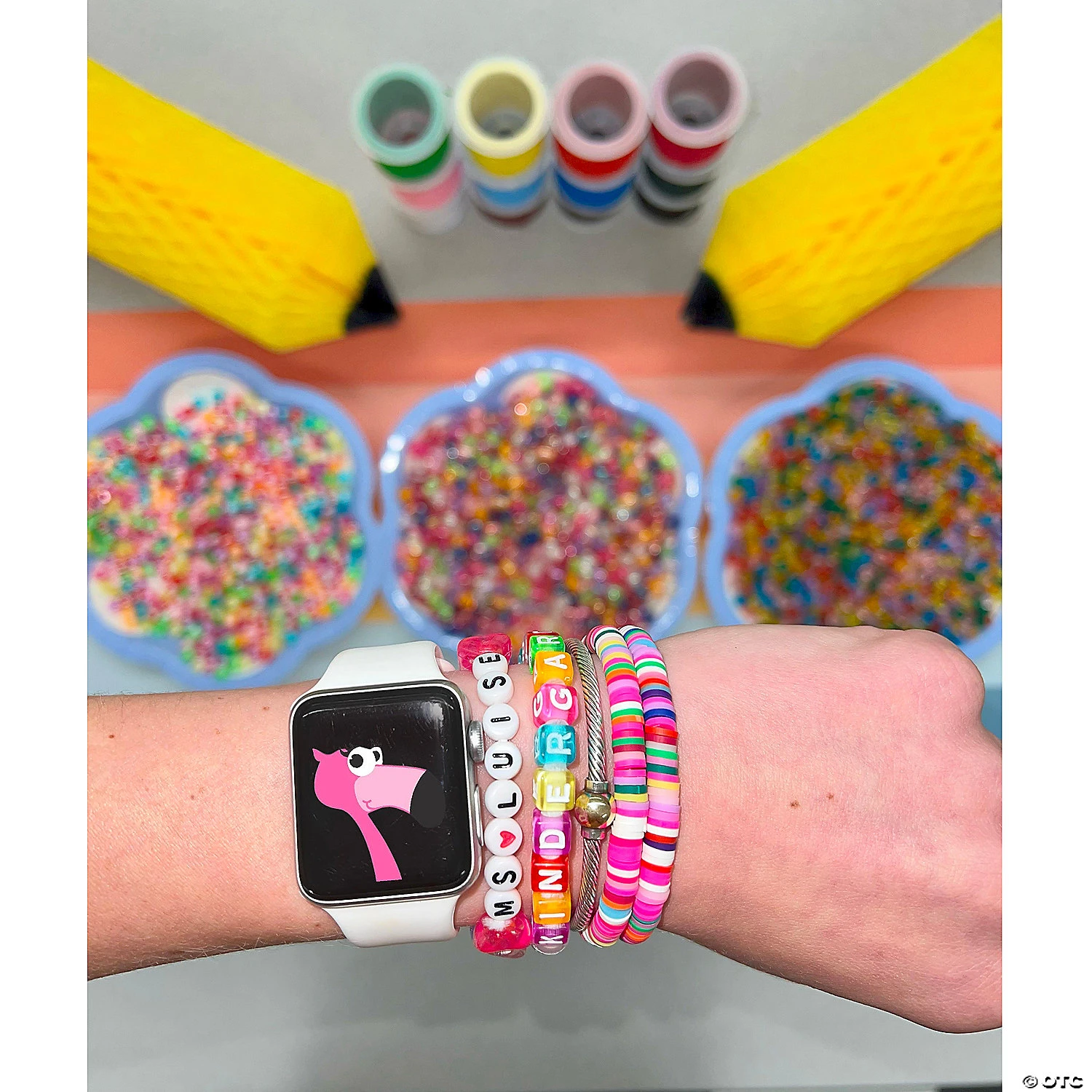 Bulk 900 Pc. UV Light Color-Changing Pony Beads 2 Bulk 900 Pc. UV Light Color-Changing Pony Beads - Image 2